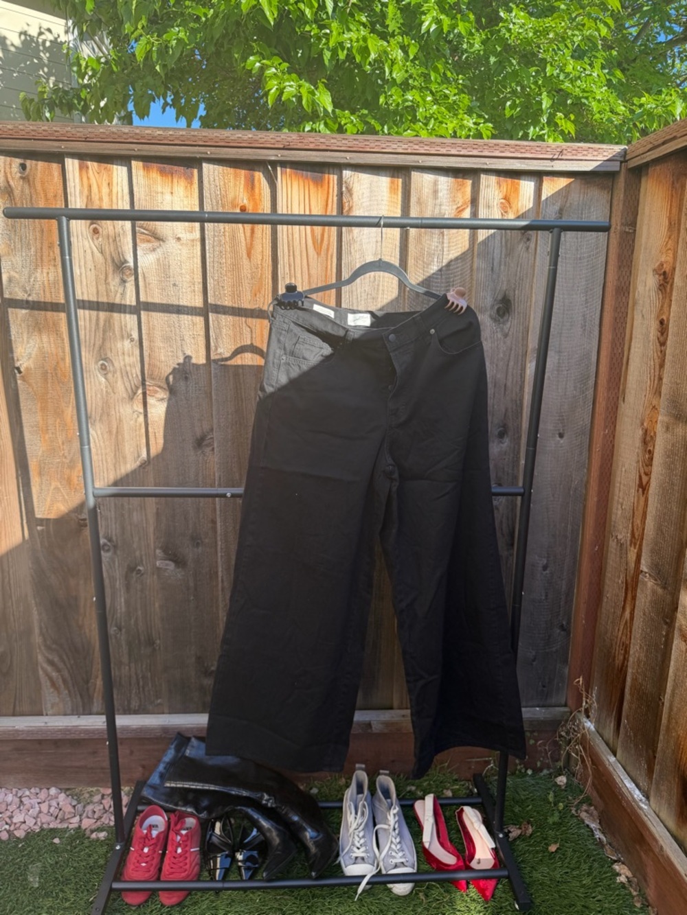 Universal Thread Black Wide-Leg jeans